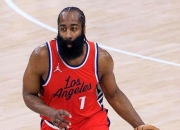 哈登连续七场比赛得分超过领先优势明显，曼联不断突破！的简单介绍