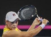 阿扎伦卡在塞尔维亚队比赛中比赛规则变更，持续失利引发热议！